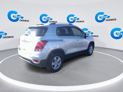 Used 2021 Chevrolet Trax LT FWD image 4