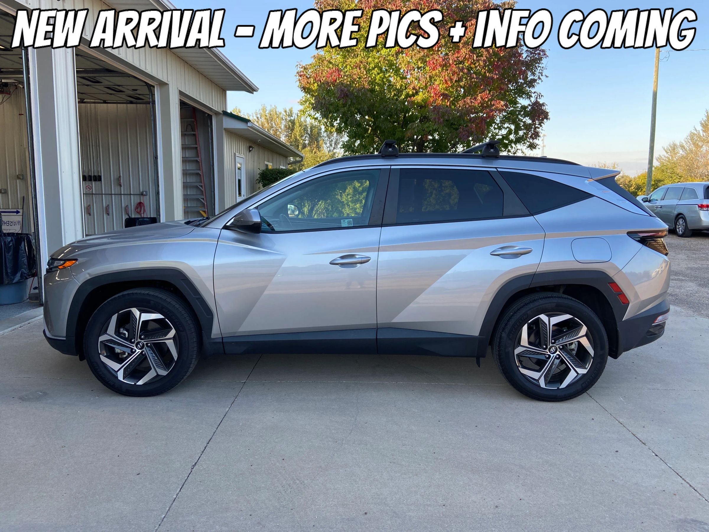Used 2024 Hyundai Tucson SEL w/ Convenience Package AWD/4WD image 2