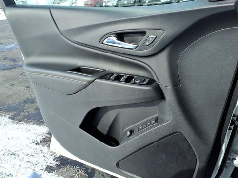 Used 2022 Chevrolet Equinox Premier AWD/4WD image 15
