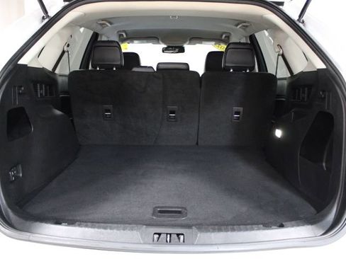 Used 2022 Ford Edge SEL image 12