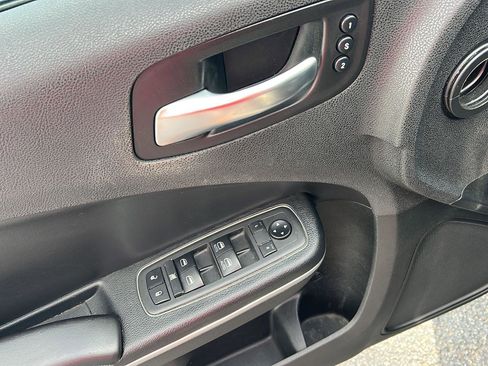 Used 2019 Dodge Charger SXT w/ Leather Interior Group RWD image 35