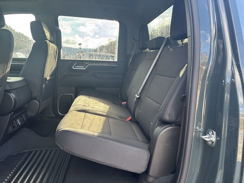 New 2026 Chevrolet Silverado 2500 LT image 24