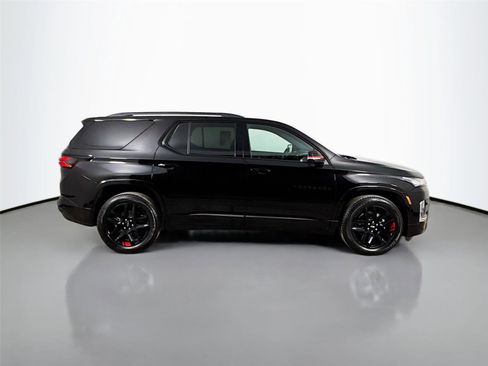 Used 2023 Chevrolet Traverse Premier w/ Redline Edition image 10