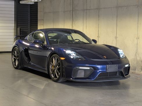 Certified 2021 Porsche 718 Cayman GT4 RWD image 10