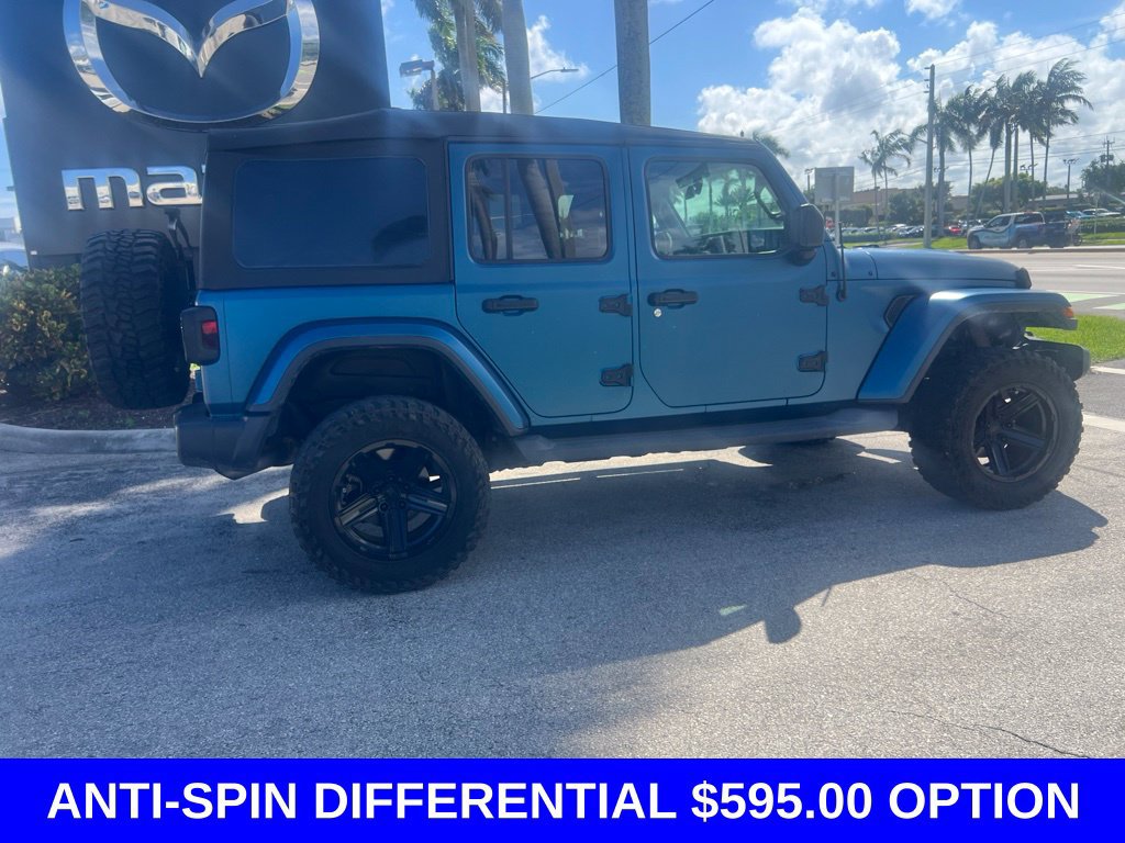 Used 2018 Jeep Wrangler Unlimited Sahara AWD/4WD image 7