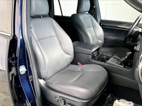 Used 2022 Lexus GX 460 image 7