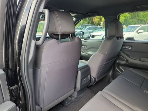 Certified 2023 Nissan Frontier SV w/ Midnight Edition Package AWD/4WD image 12