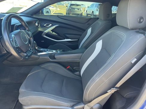 Certified 2022 Chevrolet Camaro LT w/ Technology Package image 13