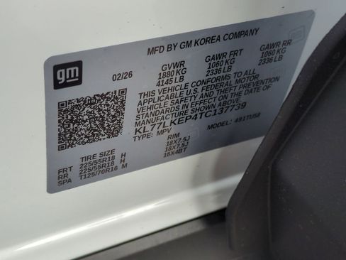 New 2026 Chevrolet Trax ACTIV w/ Sunroof Package FWD image 32