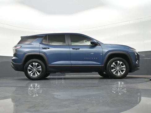 Used 2025 Chevrolet Equinox LT w/ Safety and Technology Package FWD image 35