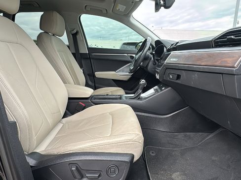 Used 2019 Audi Q3 2.0T Premium Plus image 26