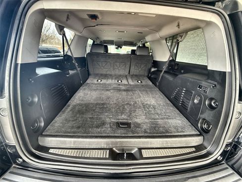 Used 2019 GMC Yukon XL SLT image 24