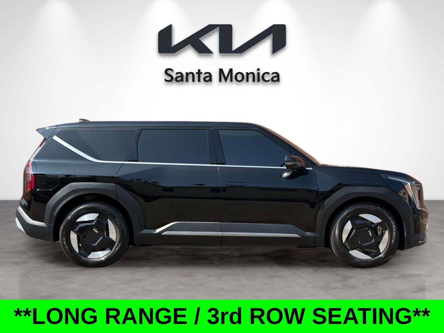 Certified 2024 Kia EV9 Light Long Range RWD image 8