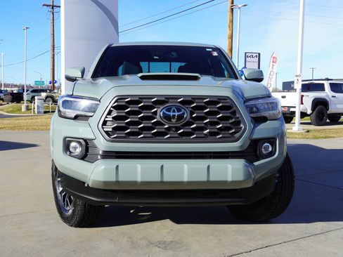 Certified 2023 Toyota Tacoma TRD Sport w/ Advanced Technology Package image 3