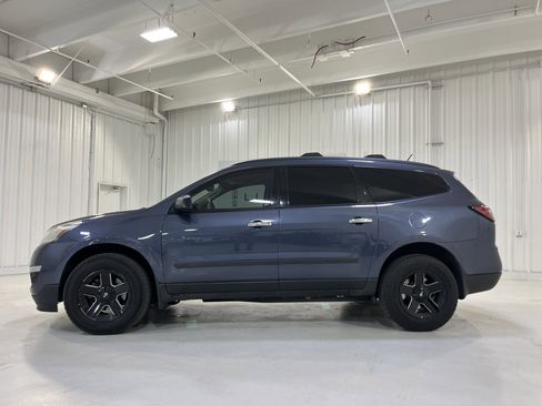 Used 2014 Chevrolet Traverse LS image 21