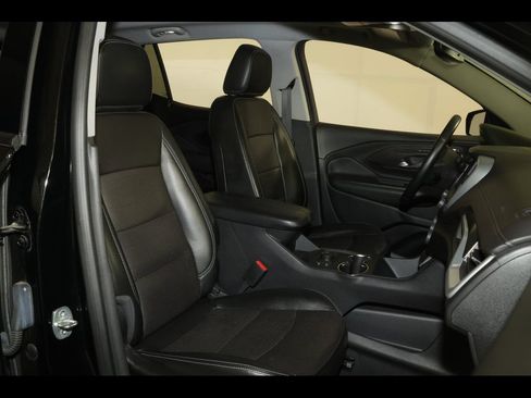 Used 2023 GMC Terrain SLT w/ Elevation Edition AWD/4WD image 29