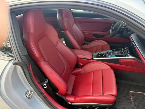 Used 2020 Porsche 911 Carrera 4S image 10