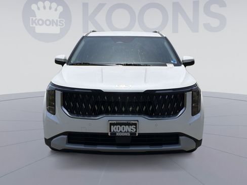 New 2026 Kia Carnival EX FWD image 11