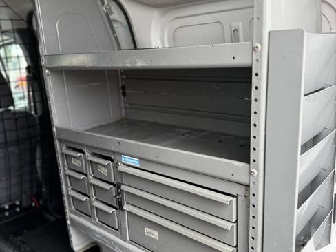 Used 2010 Ford Transit Connect XL image 24