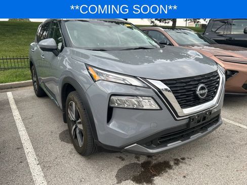 Used 2023 Nissan Rogue SL AWD/4WD image 3
