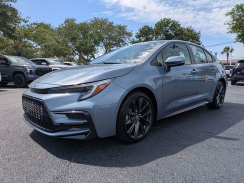 Used 2025 Toyota Corolla SE FWD image 8