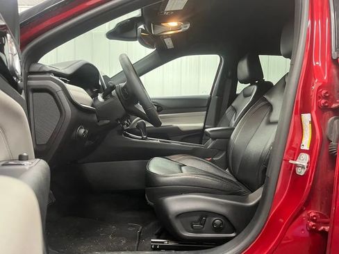 Used 2025 Jeep Compass Limited AWD/4WD image 19
