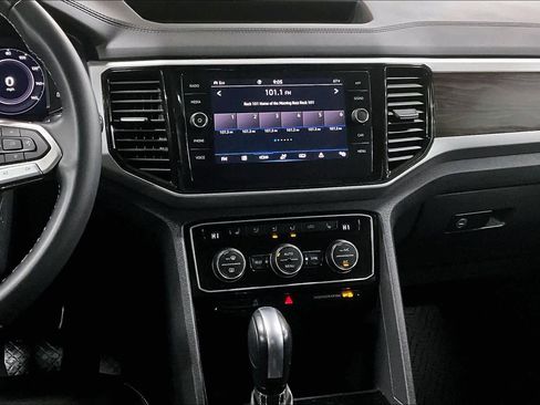 Used 2022 Volkswagen Atlas SE image 13