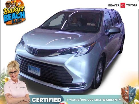 Used 2021 Toyota Sienna XLE w/ XLE Plus Package AWD/4WD image 1
