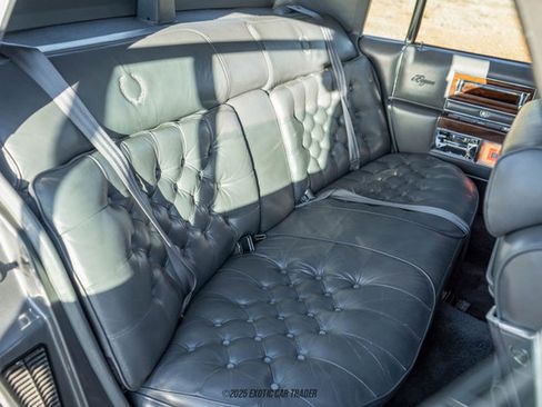 Used 1988 Cadillac Brougham image 35