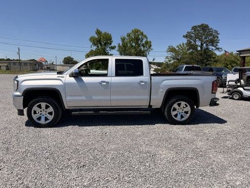 Used 2017 GMC Sierra 1500 SLT AWD/4WD image 2