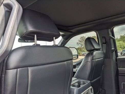 Used 2022 Ford F250 Lariat w/ Black Appearance Package AWD/4WD image 18