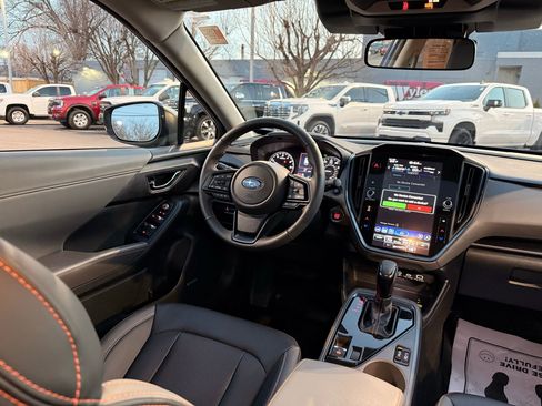 Used 2025 Subaru Crosstrek 2.5i Limited image 28