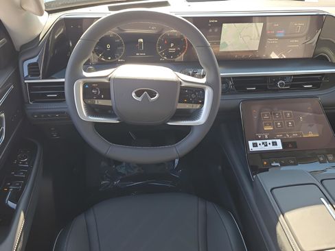 New 2026 INFINITI QX80 Luxe w/ Exterior Package RWD image 11
