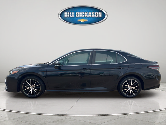 Used 2024 Toyota Camry SE FWD image 4
