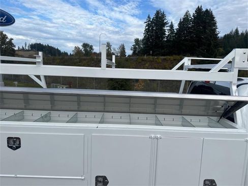 New 2024 Ford F450 XL image 32