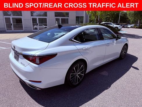 Certified 2025 Lexus ES 350 w/ Premium Package FWD image 7