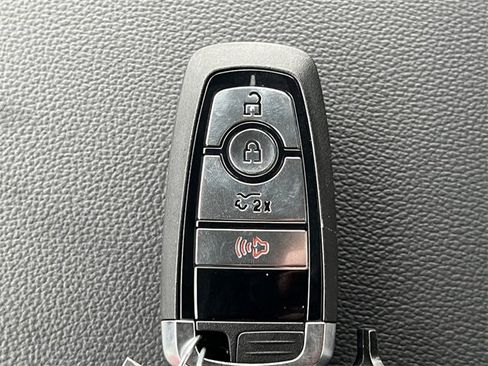 New 2025 Ford F150 Lightning XLT image 20