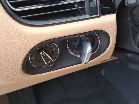 New 2026 Porsche Macan image 27