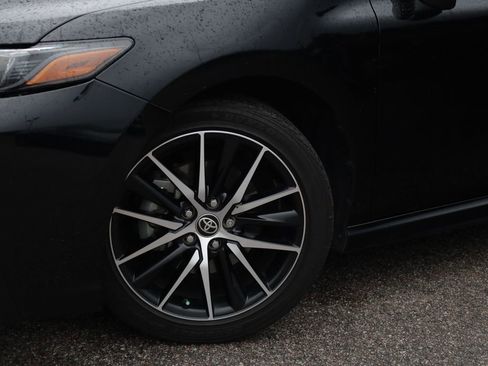 Used 2023 Toyota Camry SE FWD image 14