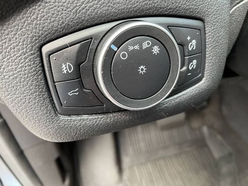 Used 2018 Ford Escape Titanium AWD/4WD image 28