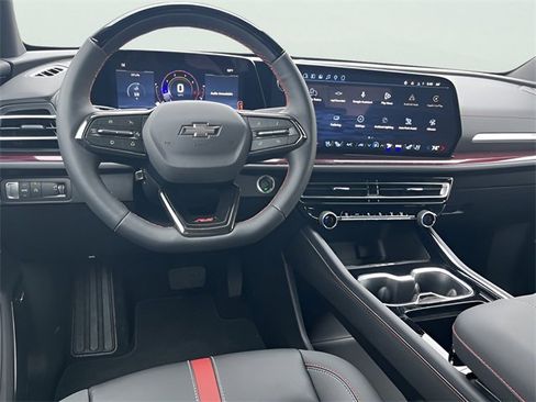 New 2026 Chevrolet Traverse RS image 17