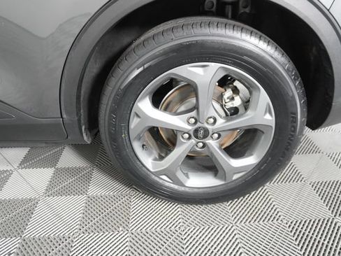 Used 2025 Ford Escape ST-Line FWD image 18