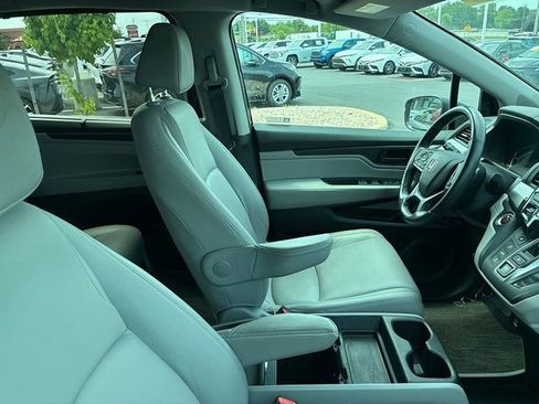 Used 2024 Honda Odyssey EX-L image 21