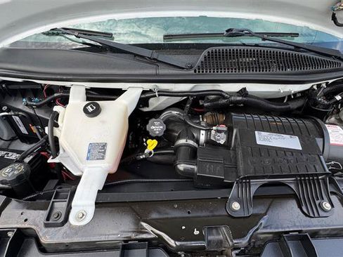 Used 2017 Chevrolet Express 3500 LS RWD image 38