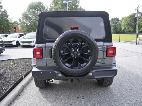 Used 2021 Jeep Wrangler Unlimited Sahara w/ Cold Weather Group image 6