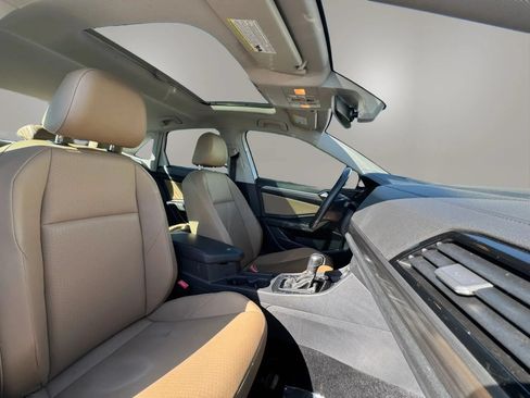 Used 2019 Volkswagen Jetta SEL FWD image 16