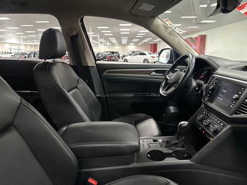 Used 2021 Volkswagen Atlas SE FWD image 32