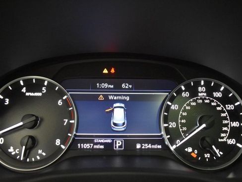 Used 2025 INFINITI QX50 Luxe image 29