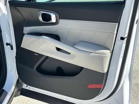 New 2026 Kia Sorento SX FWD image 14
