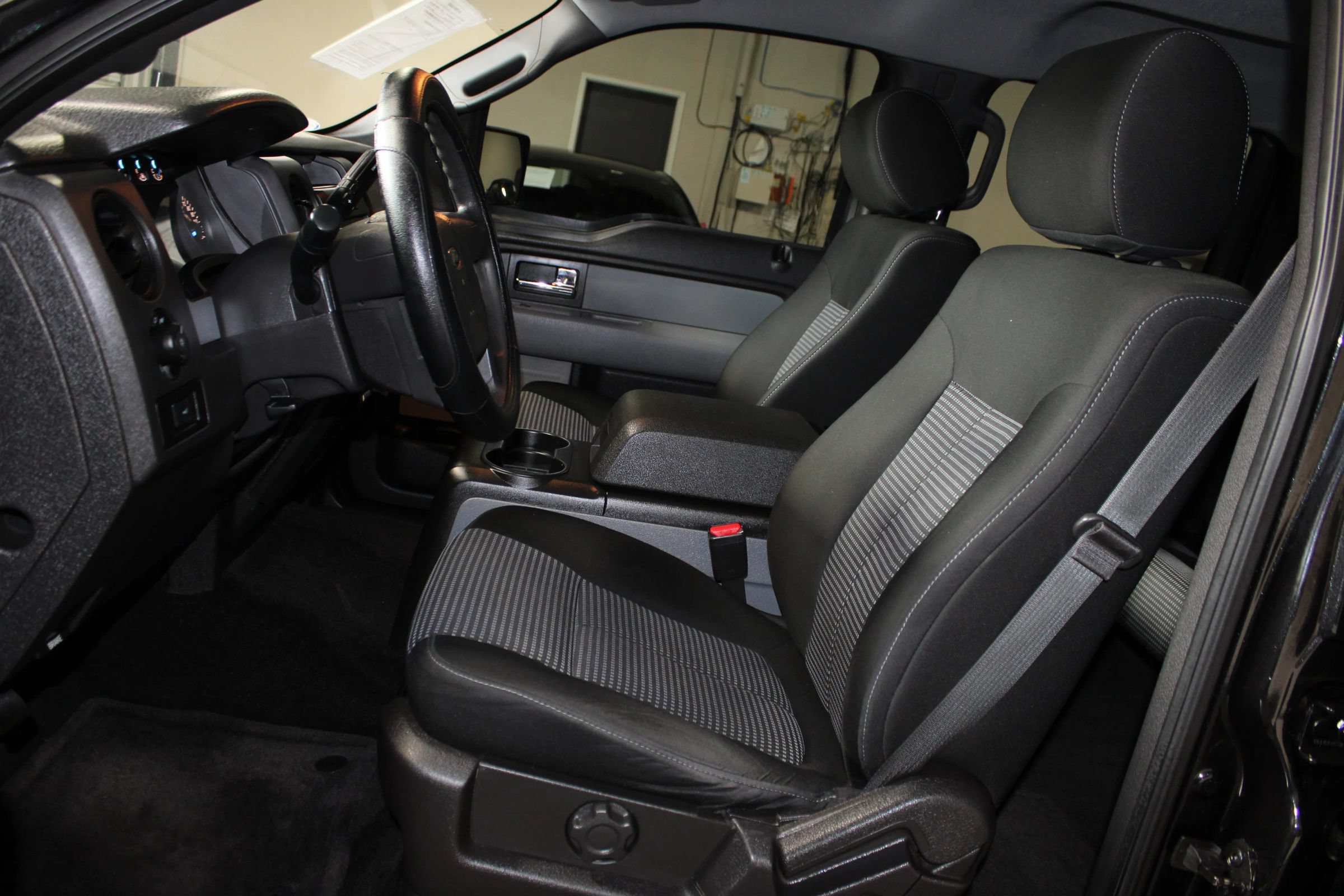 Used 2014 Ford F150 STX w/ Equipment Group 201A Mid RWD image 23